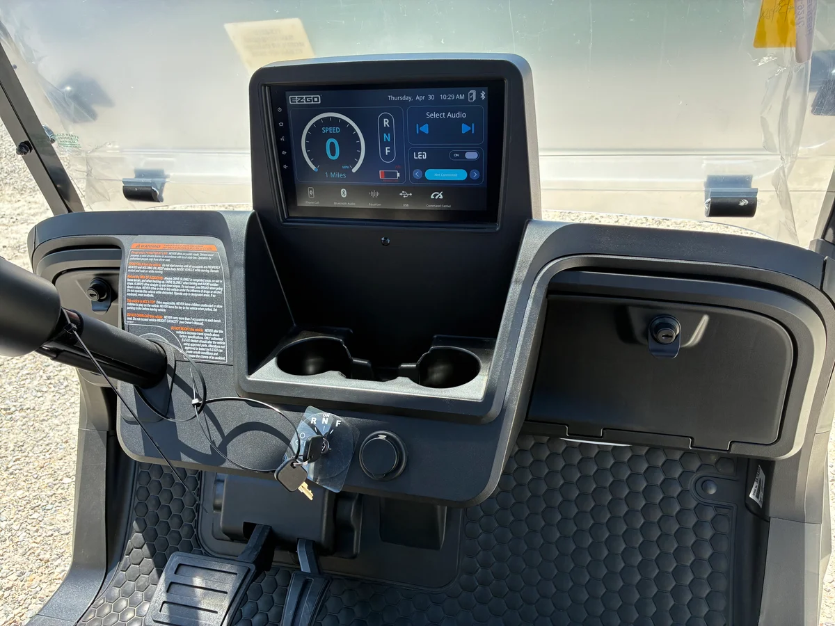 2026 E-Z-GO RXV ELiTE Lithium photo 6
