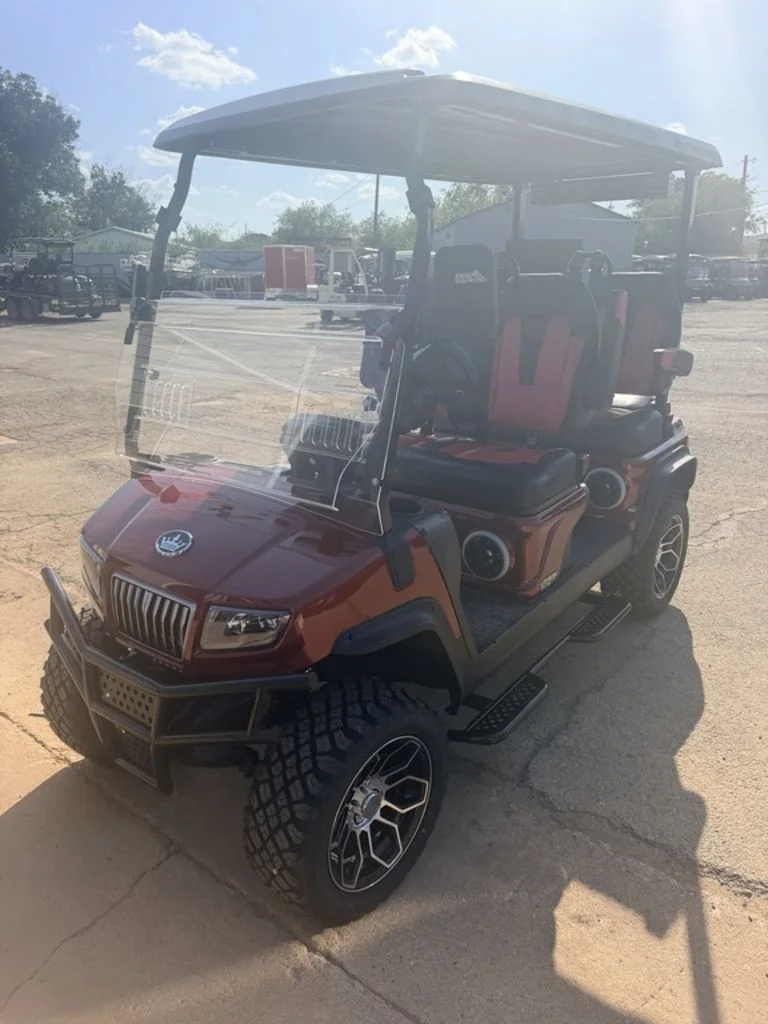 2027 Evolution D5 Maverick photo 2