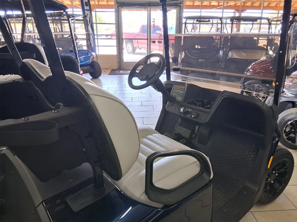 2026 E-Z-GO Freedom photo 12
