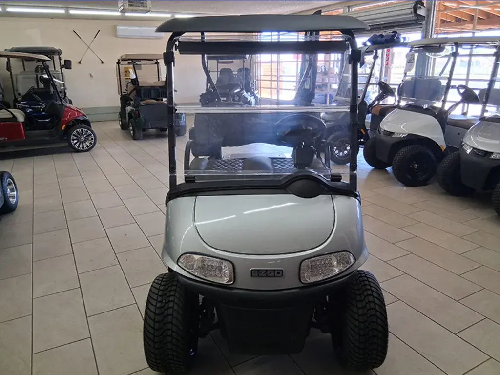 2026 E-Z-GO Freedom photo 1