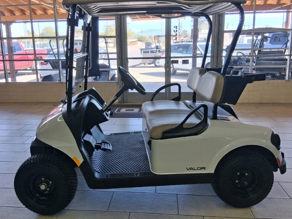 2026 E-Z-GO RXV 2 Valor S EX1 Sport Bright White photo 5