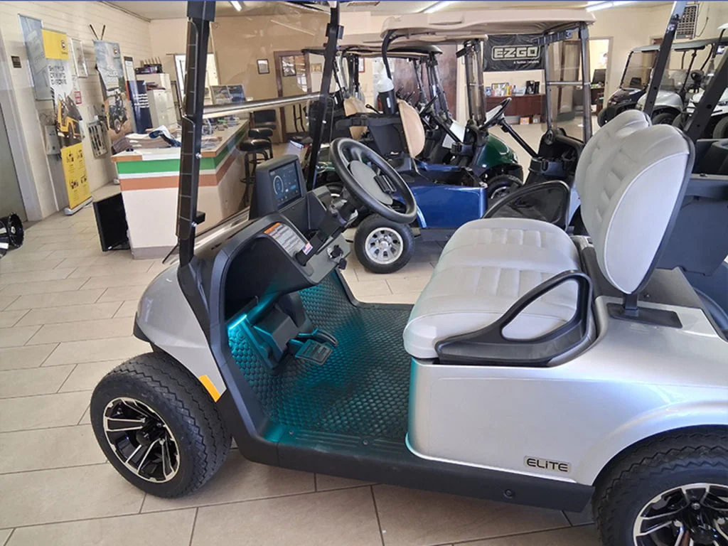 2026 E-Z-GO RXV ELiTE Lithium photo 5