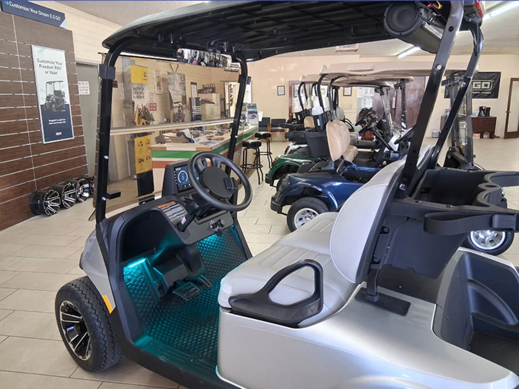 2026 E-Z-GO RXV ELiTE Lithium photo 6
