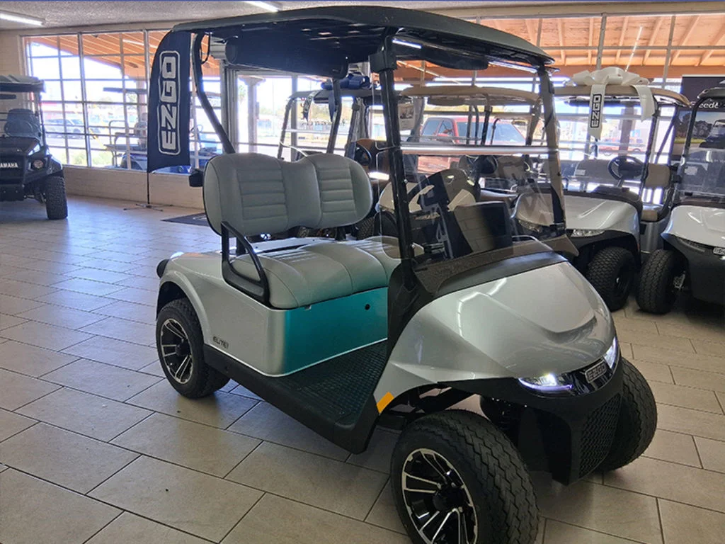 2026 E-Z-GO RXV ELiTE Lithium photo 12