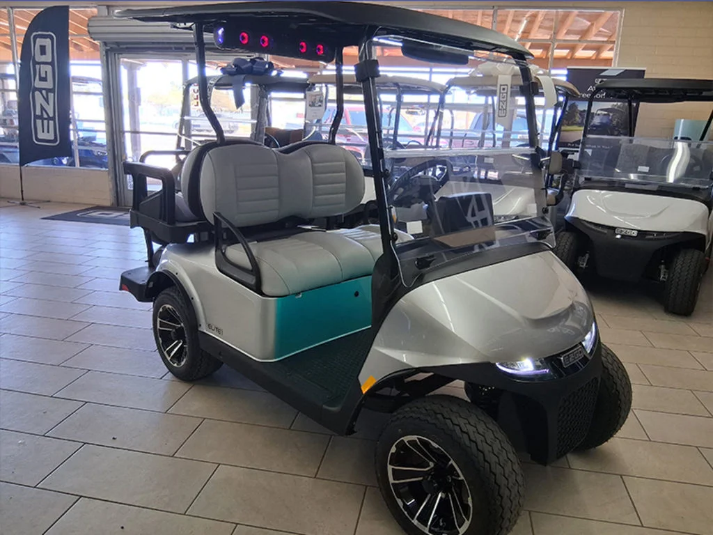 2026 E-Z-GO RXV 4 Touring ST Elite Lithium Platinum photo 16