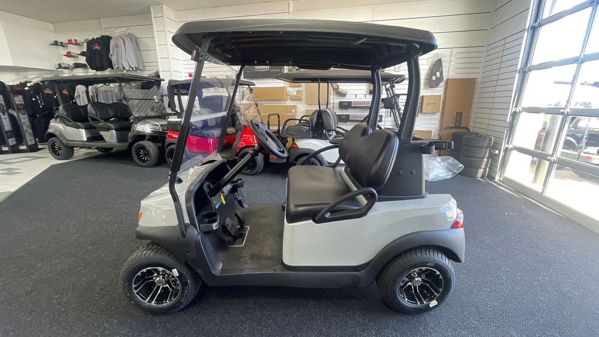 2021 Club Car Tempo photo 2