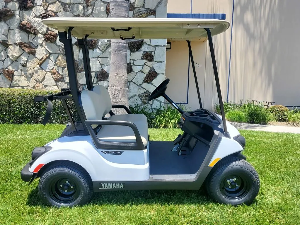 2026 Yamaha Drive2 photo 2