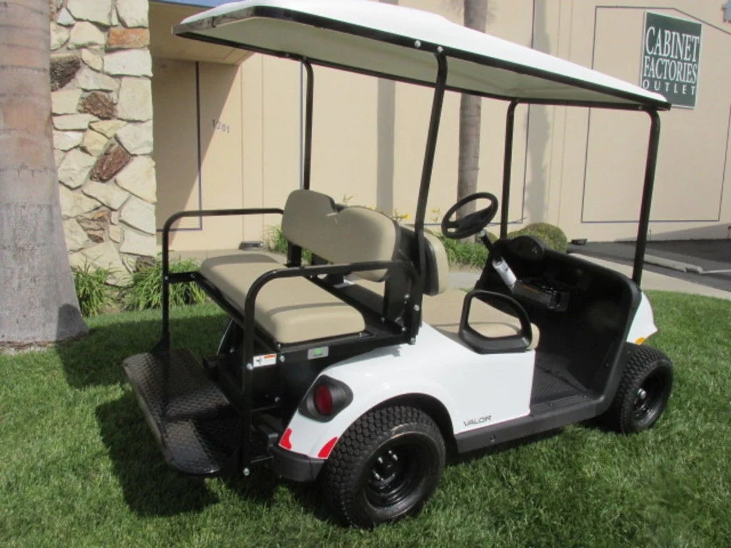 2023 E-Z-GO Valor photo 3