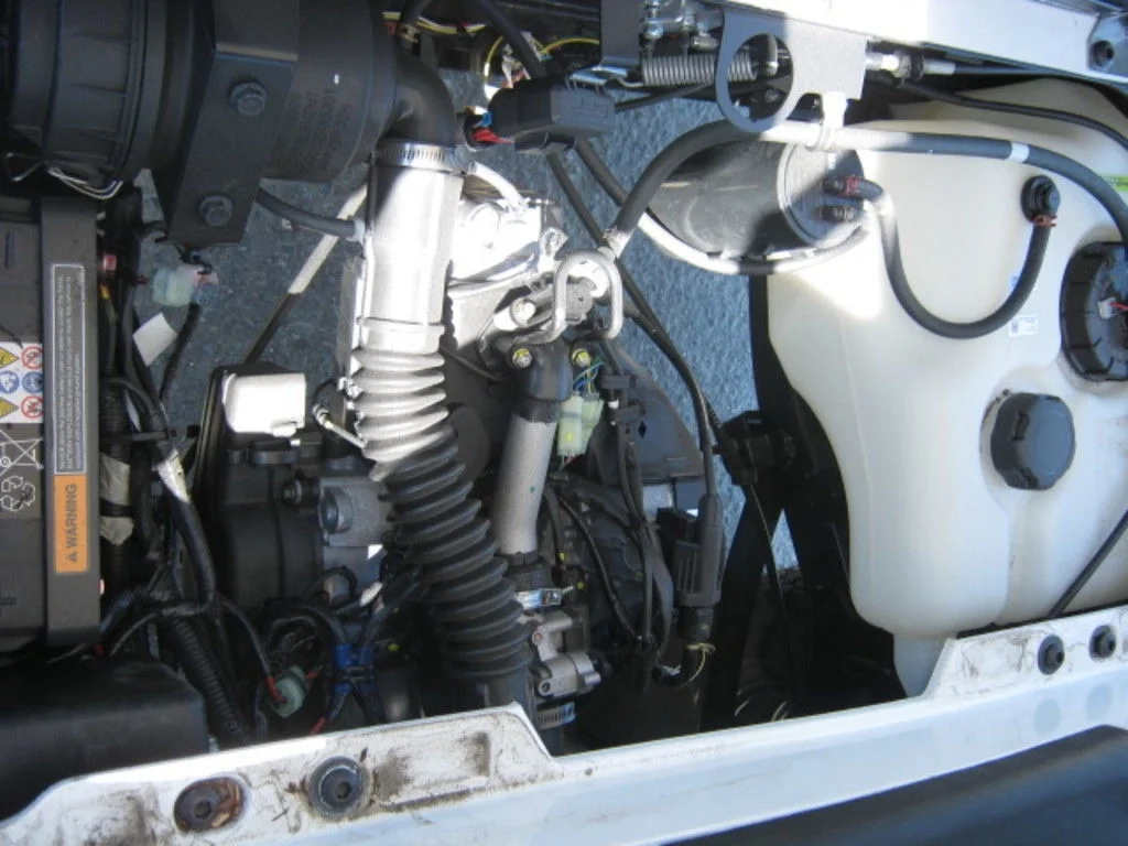 2023 E-Z-GO Valor photo 5