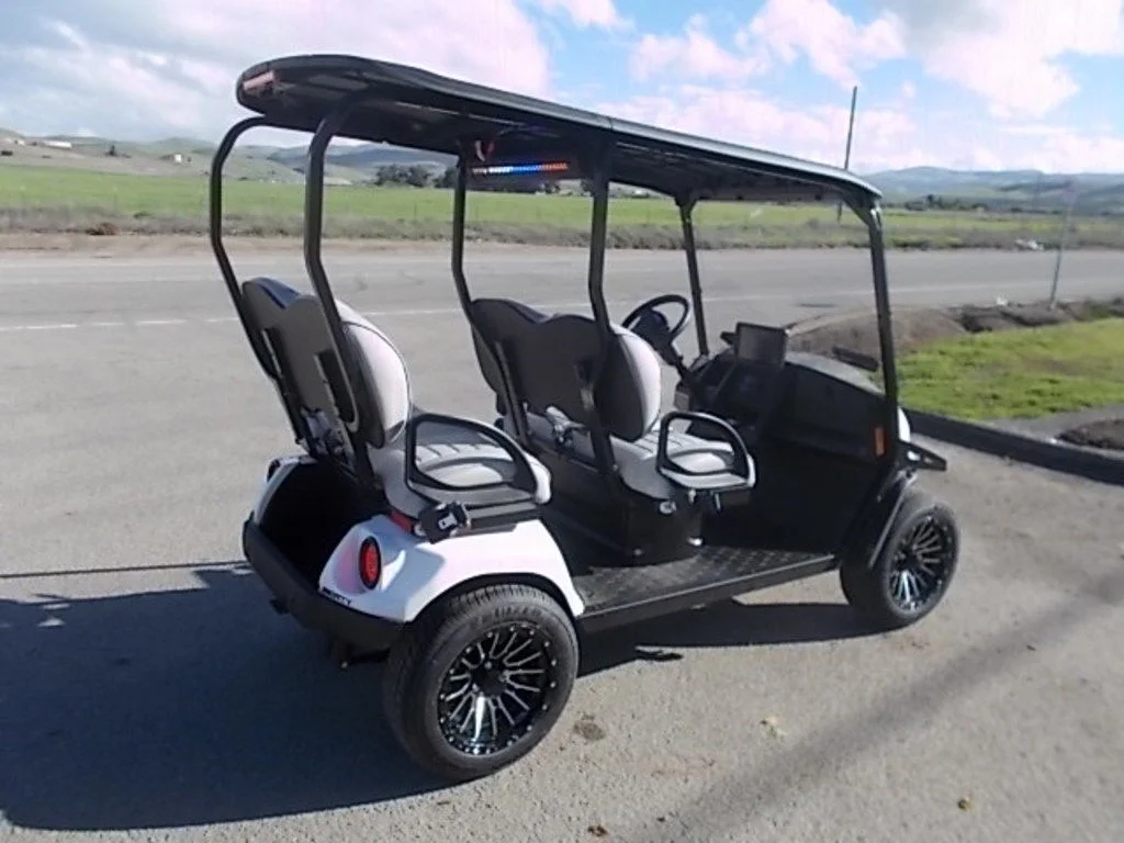 2026 E-Z-GO Liberty ELiTE Lithium photo 3