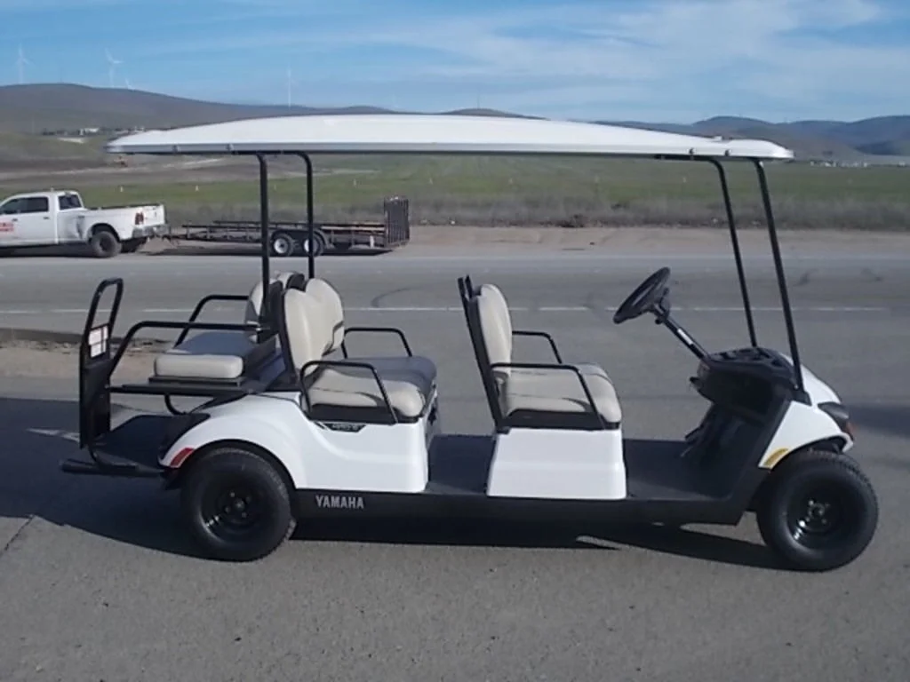 2025 Yamaha Drive2 Concierge® 4 Powertech AC photo 2
