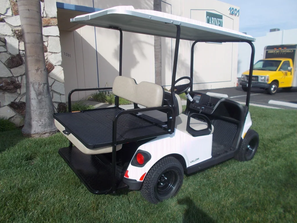 2025 E-Z-GO Valor photo 4