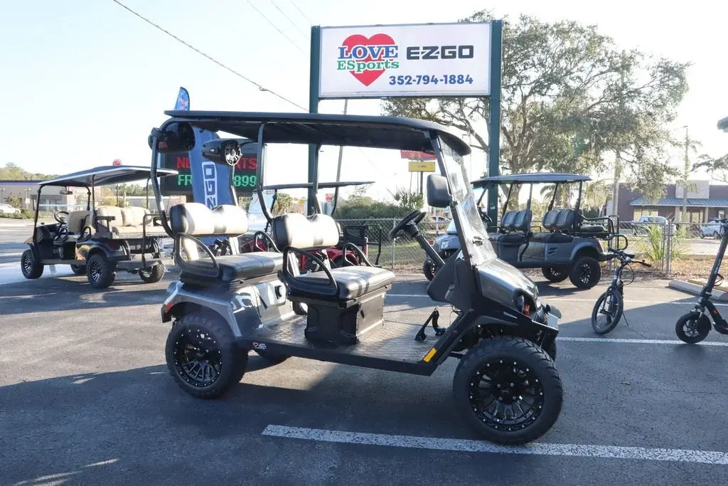 2024 E-Z-GO Liberty ELiTE Lithium photo 1