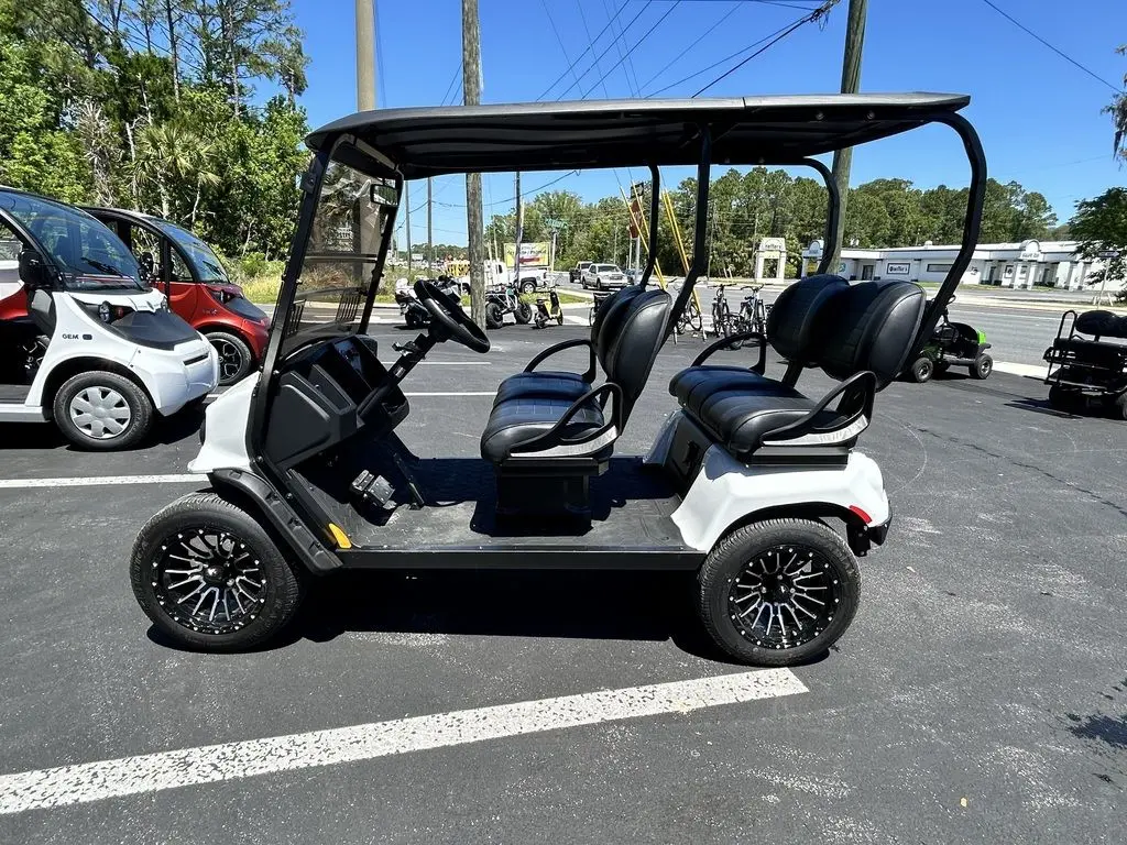2022 E-Z-GO Liberty ELiTE Lithium photo 5