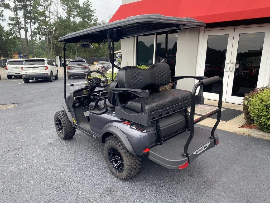 2025 Madjax X-Series 4 Passenger Lifted Lithium - New photo 4