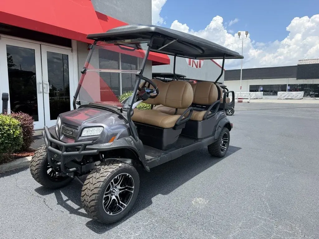 2027 Club Car Onward 6 Passenger photo 1