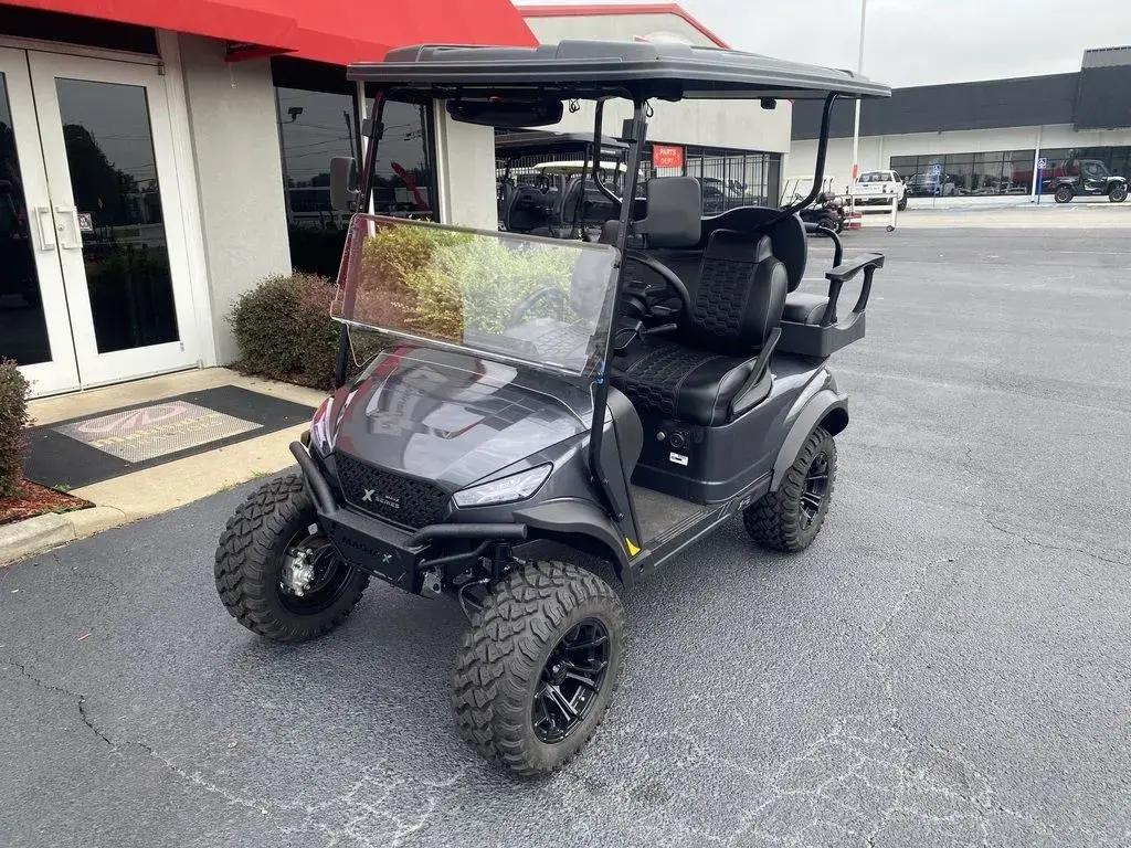 2025 Madjax X-Series 4 Passenger Lifted Lithium - New photo 1