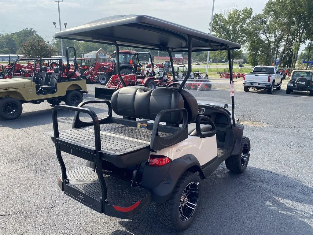 2027 Club Car Onward photo 5