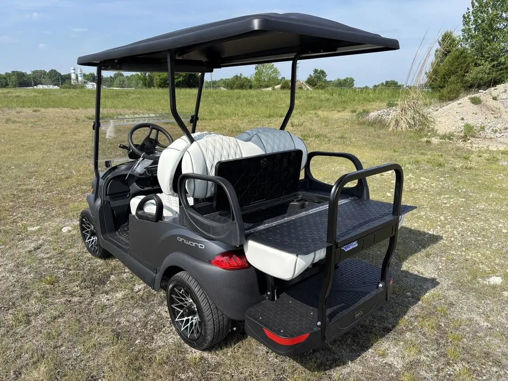 2027 Club Car Onward 4 Passenger photo 6