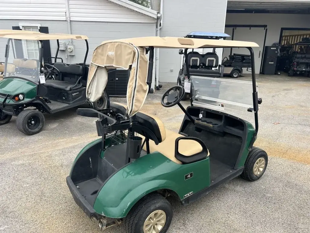 2019 E-Z-GO TXT photo 5
