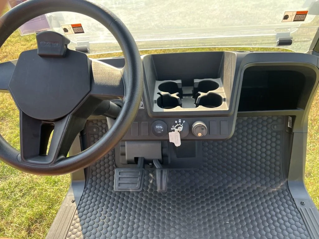 2026 E-Z-GO Freedom photo 10
