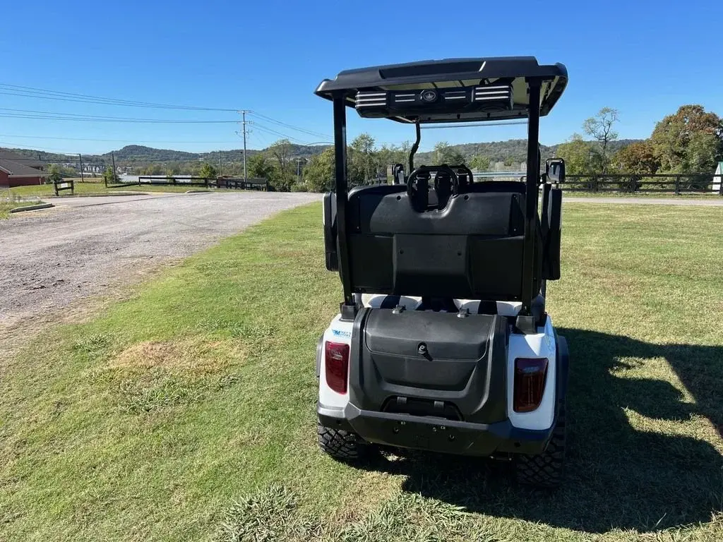 2027 Evolution D5 Maverick photo 4