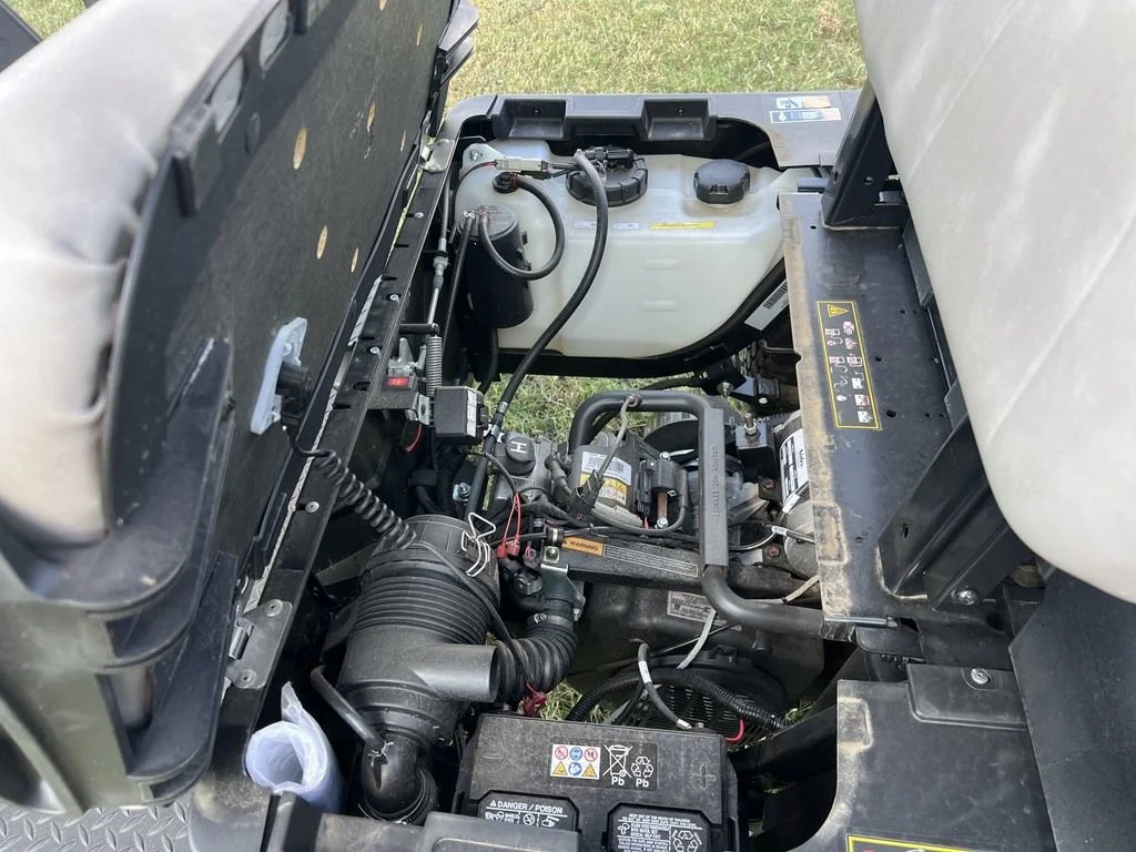 2026 Cushman Hauler 800X photo 9