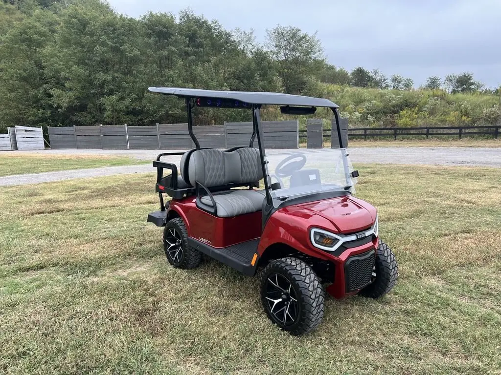 2027 E-Z-GO Liberty photo 7