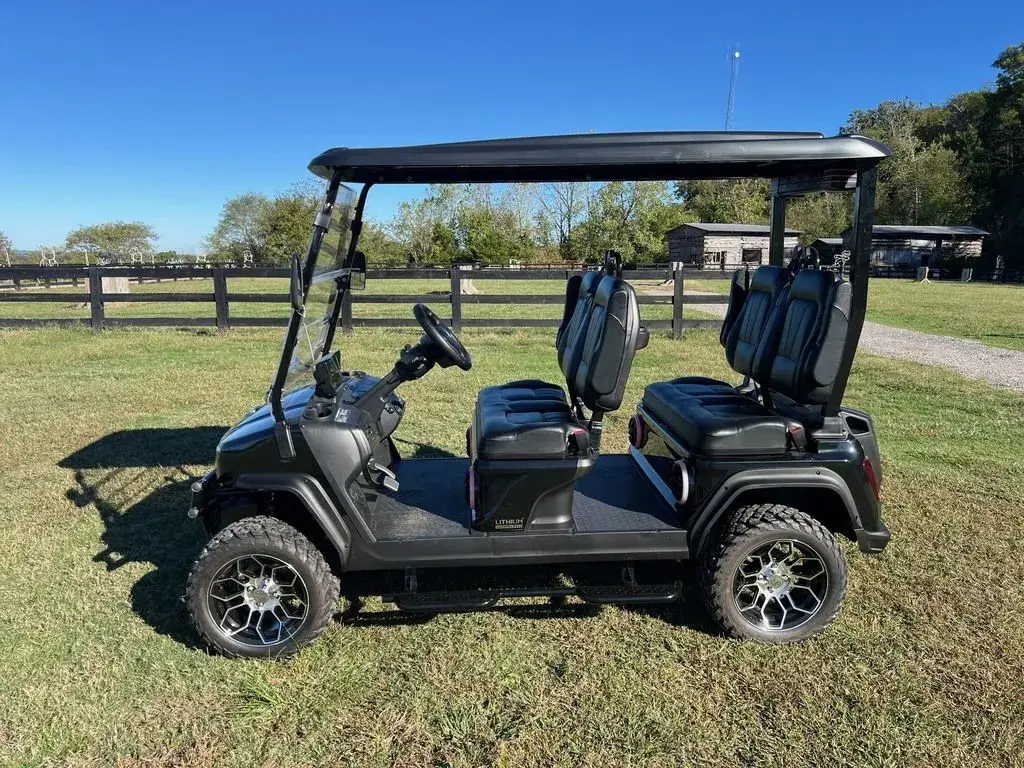 2027 Evolution D5 Maverick photo 2