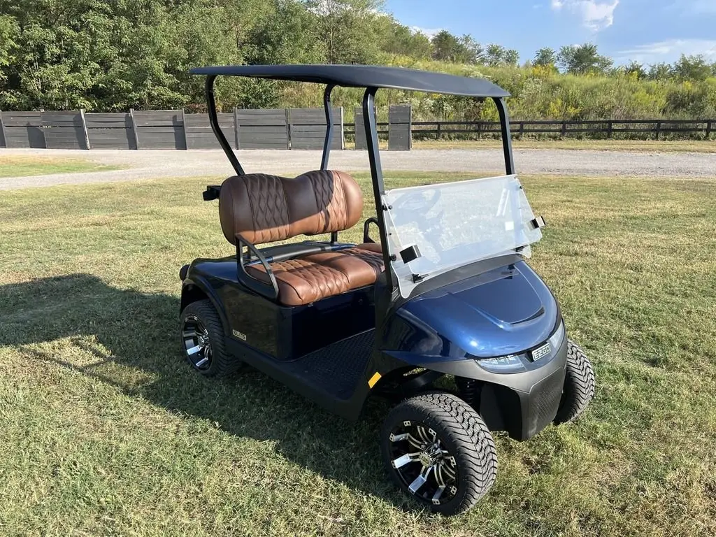 2026 E-Z-GO Freedom photo 7