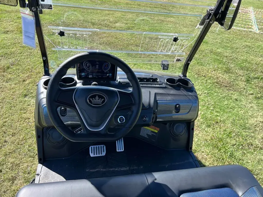 2027 Evolution D5 Maverick photo 10