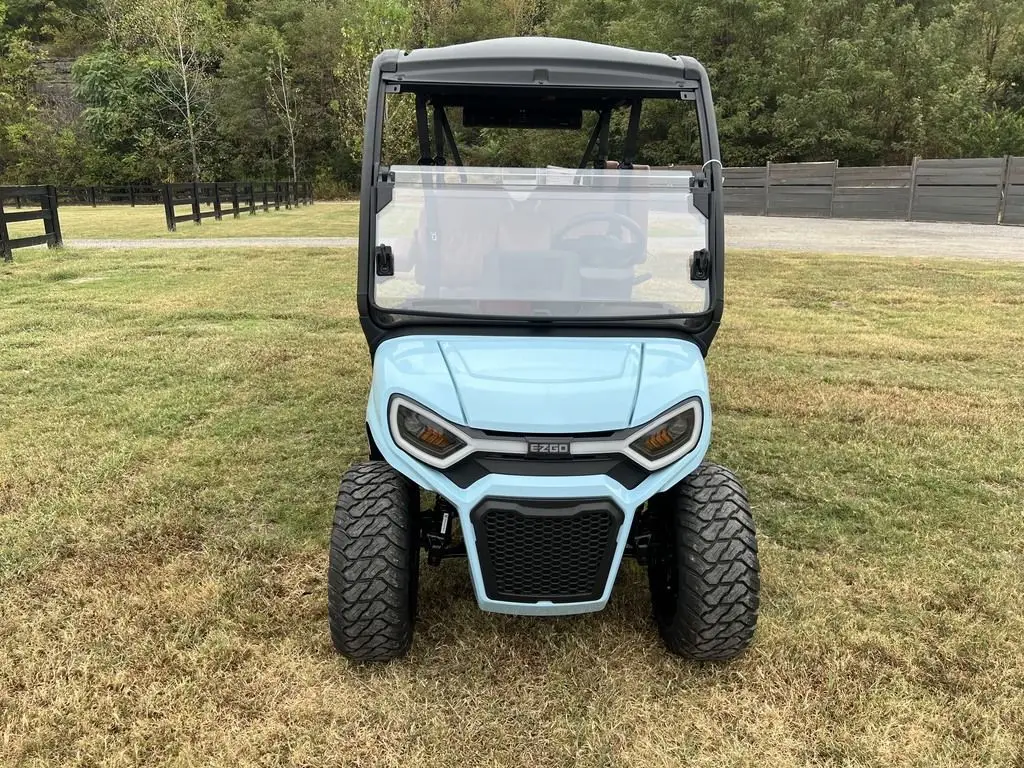 2027 E-Z-GO Liberty photo 8
