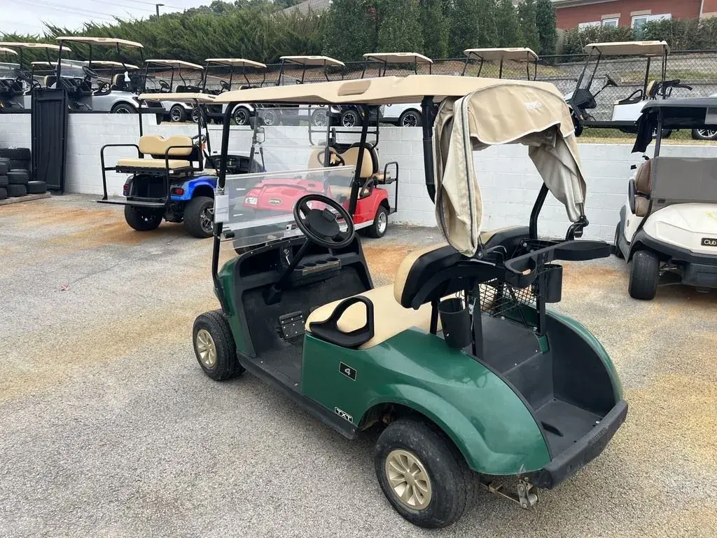 2019 E-Z-GO TXT photo 3