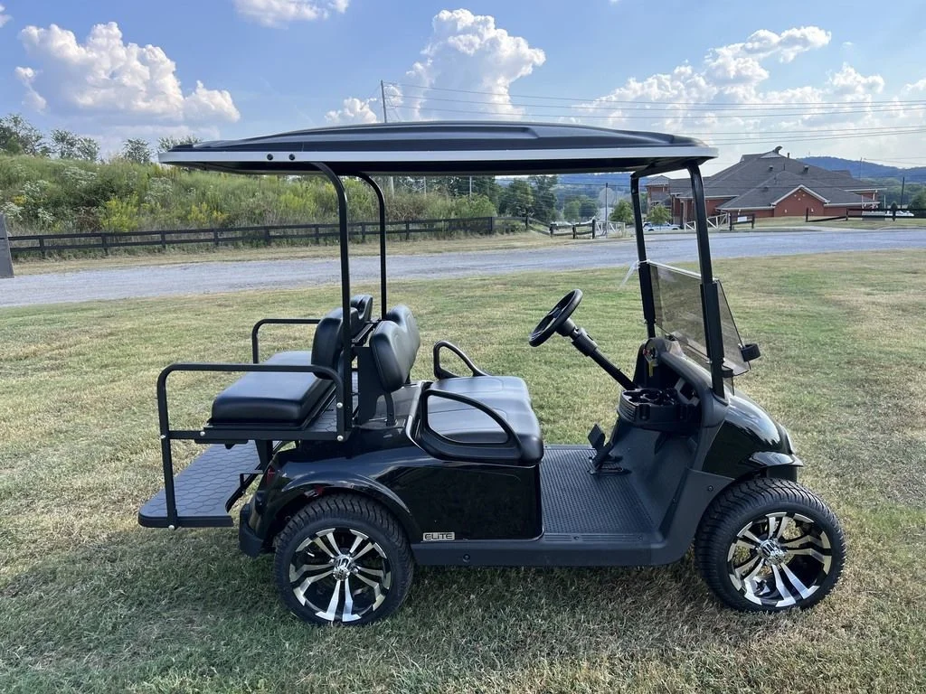 2021 E-Z-GO RXV photo 6