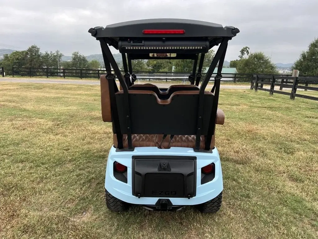 2027 E-Z-GO Liberty photo 4