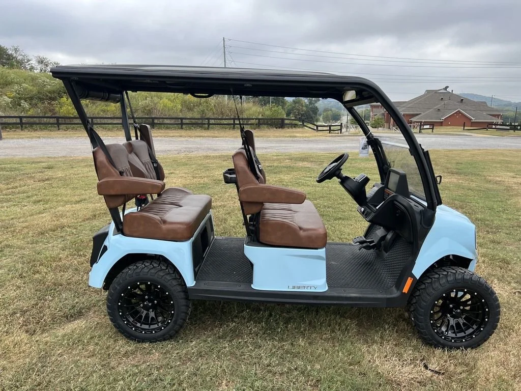 2027 E-Z-GO Liberty photo 6