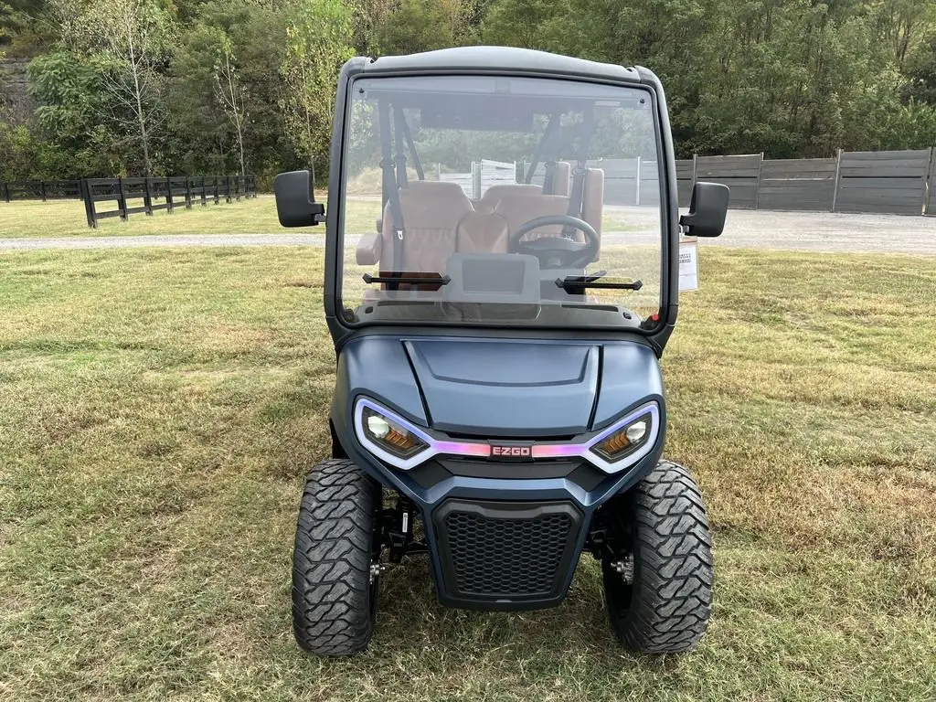 2027 E-Z-GO Liberty photo 8