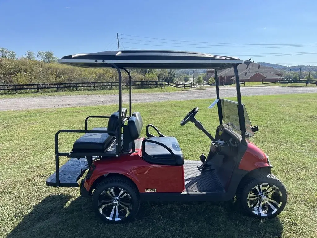2021 E-Z-GO RXV photo 6