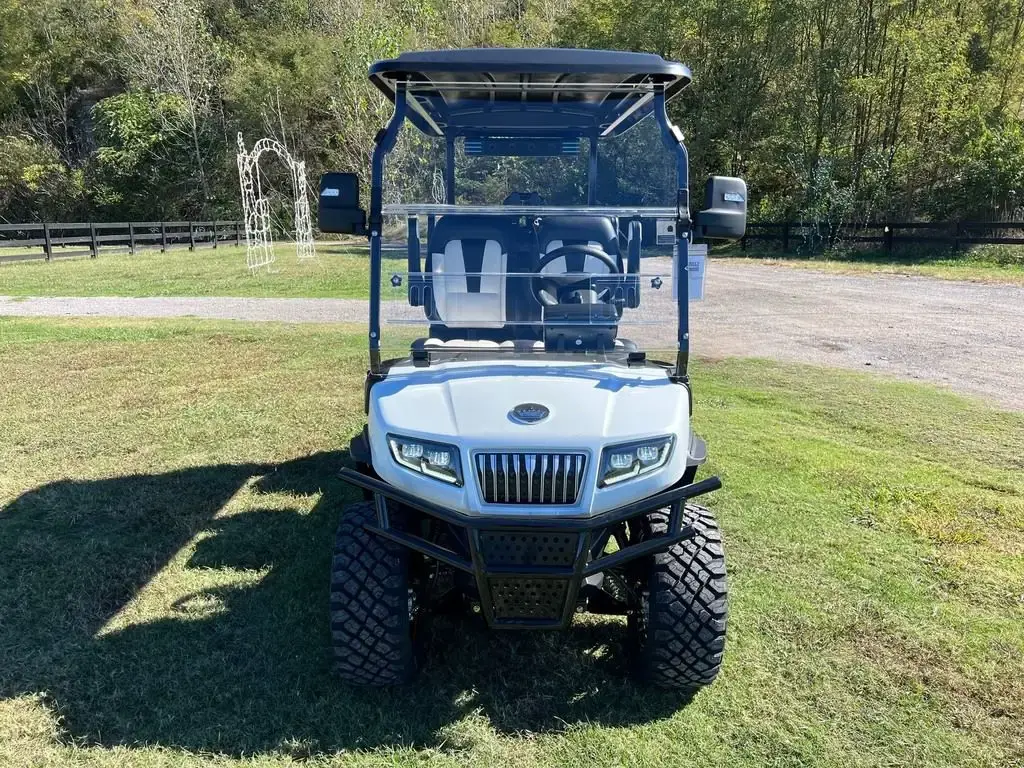 2027 Evolution D5 Maverick photo 8