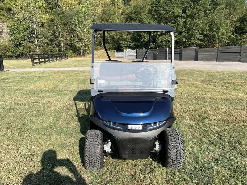 2026 E-Z-GO Freedom photo 8