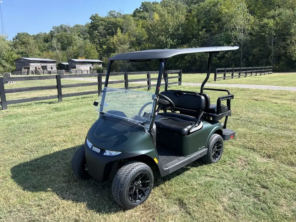 2027 E-Z-GO RXV 4 Valor S + 13.5 Gas Matte Green photo 1