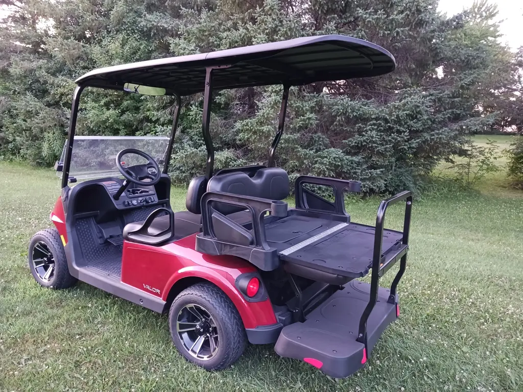 2026 E-Z-GO RXV 4 Valor S+ 48V Electric photo 5