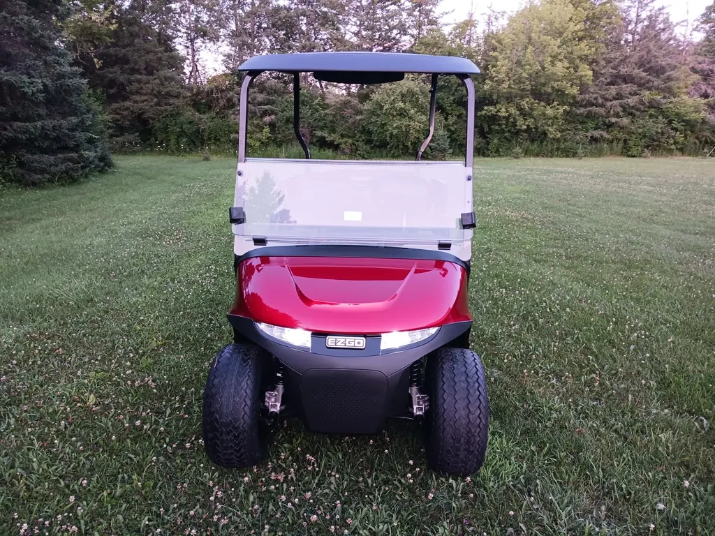 2027 E-Z-GO RXV 4 Valor S+ 13.5 HP Gas photo 2