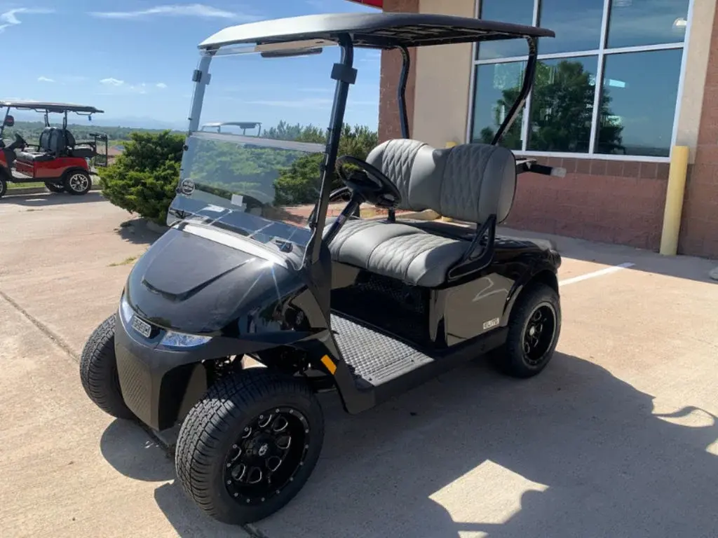 2026 E-Z-GO Freedom ELiTE Lithium photo 1
