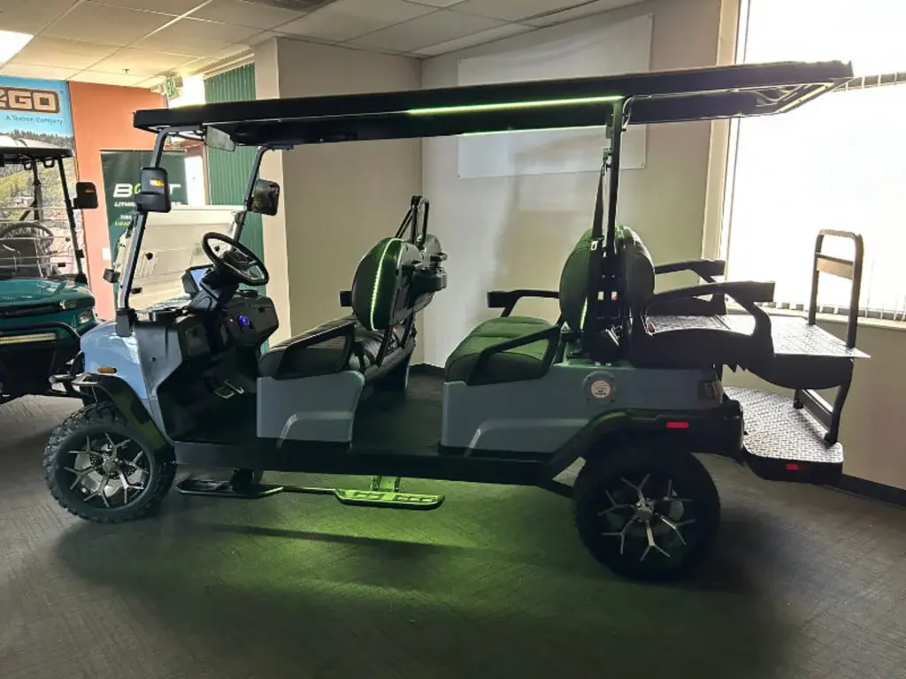 2027 Denago Rover XL 6 photo 3
