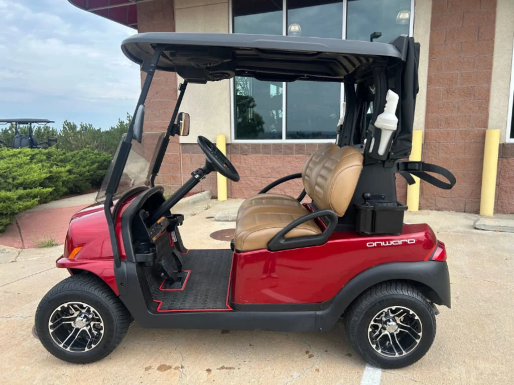 2018 Club Car Onward photo 2