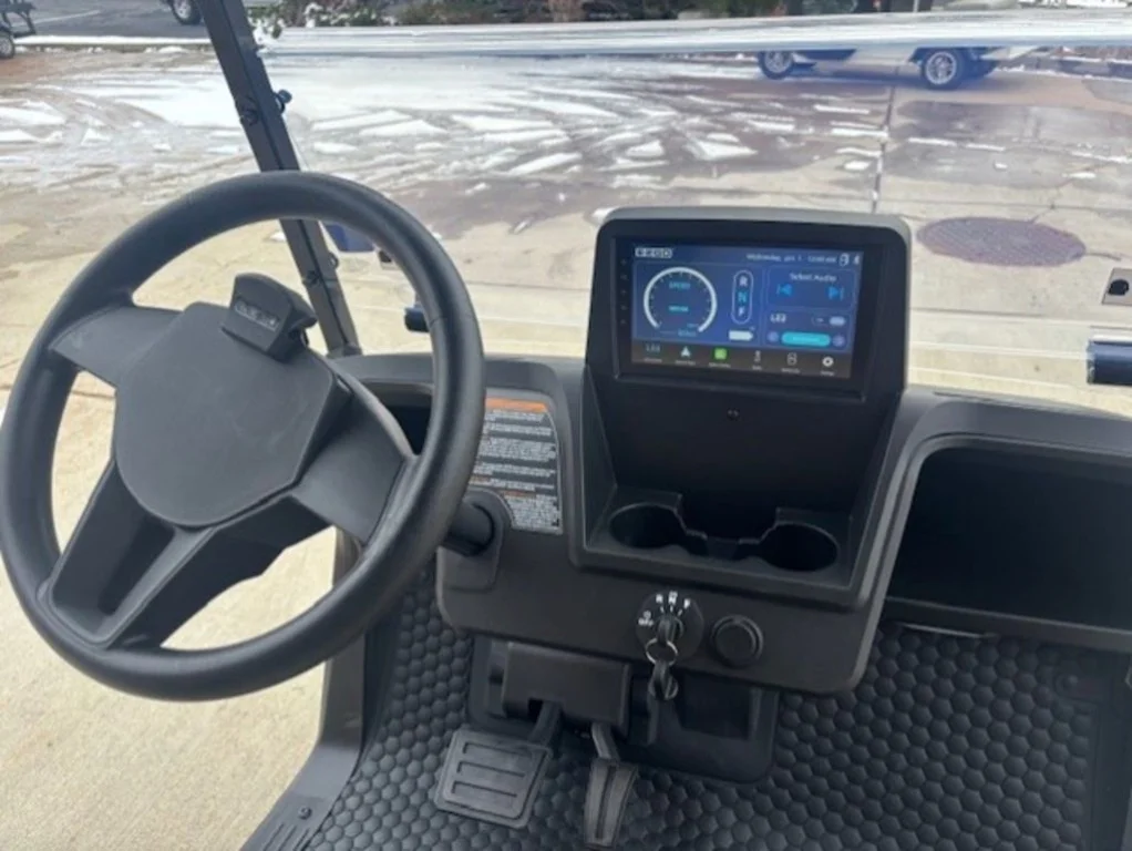 2026 E-Z-GO Freedom ELiTE Lithium photo 4