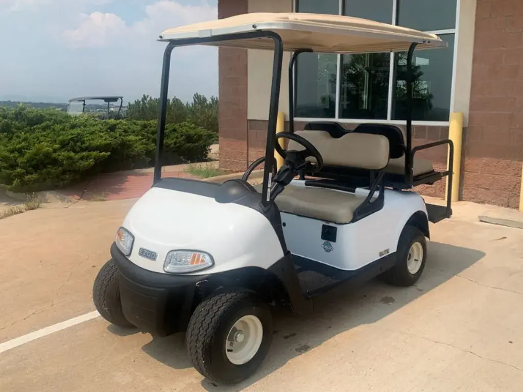 2021 E-Z-GO RXV ELiTE Lithium photo 1