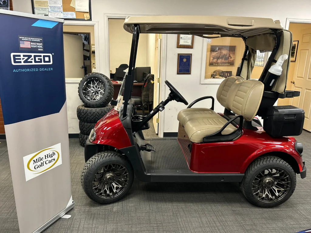 2023 E-Z-GO RXV ELiTE Lithium photo 2