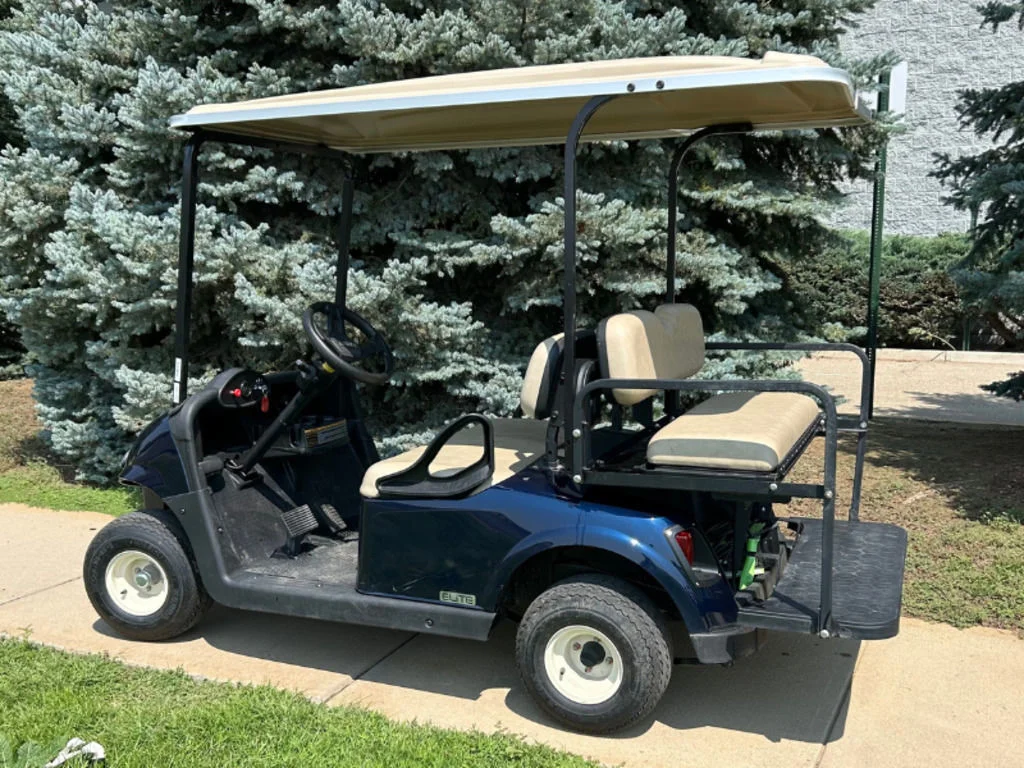 2021 E-Z-GO RXV ELiTE Lithium photo 2